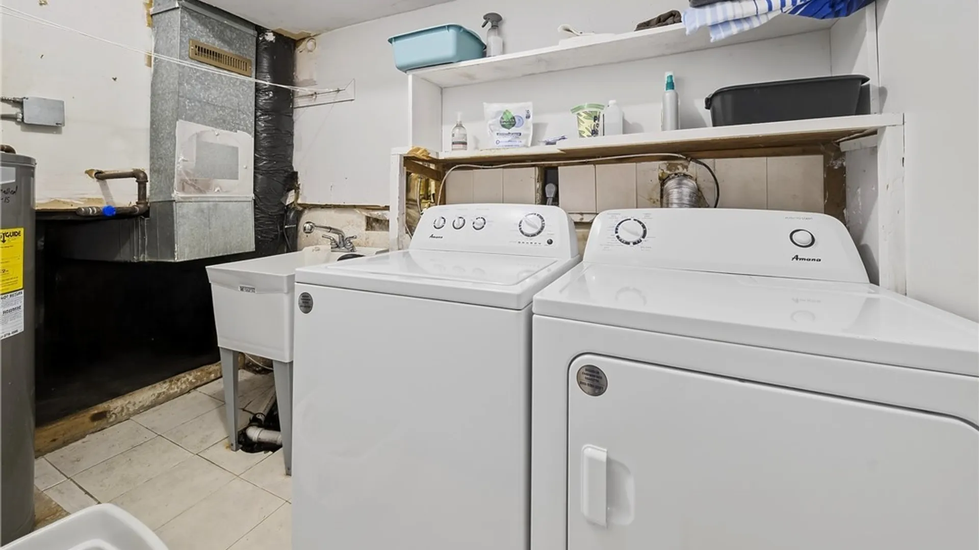 Property at 7820 Running Brook Lane, Cicero, NY 13039 33