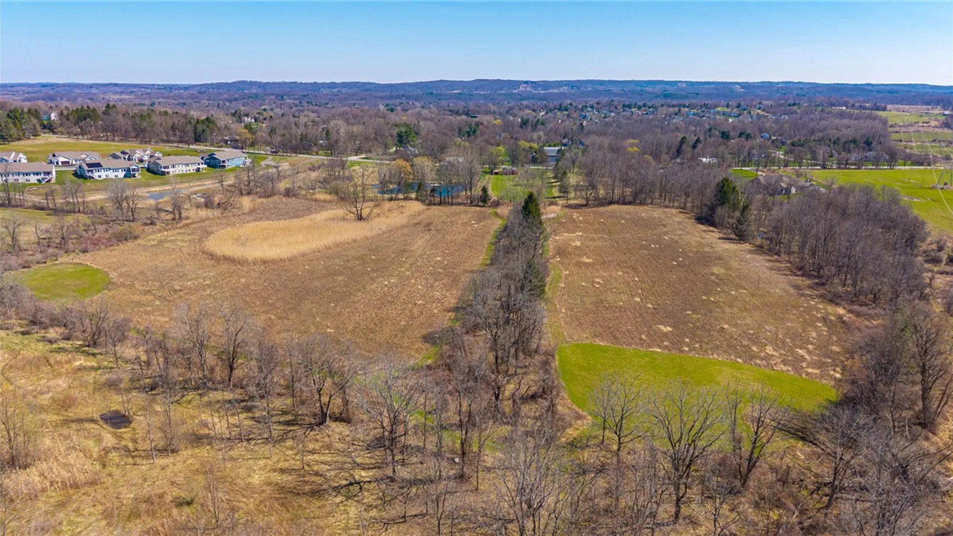 Property at 260 Bloomfield Road, Pittsford, NY 14534 17