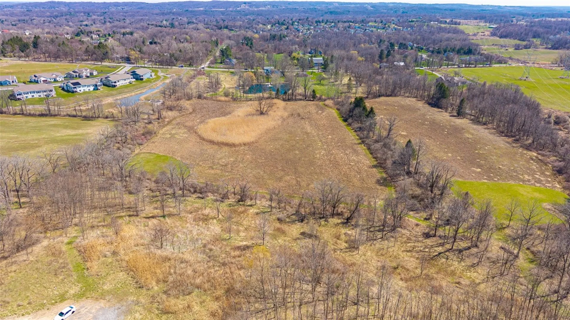 Property at 260 Bloomfield Road, Pittsford, NY 14534 6