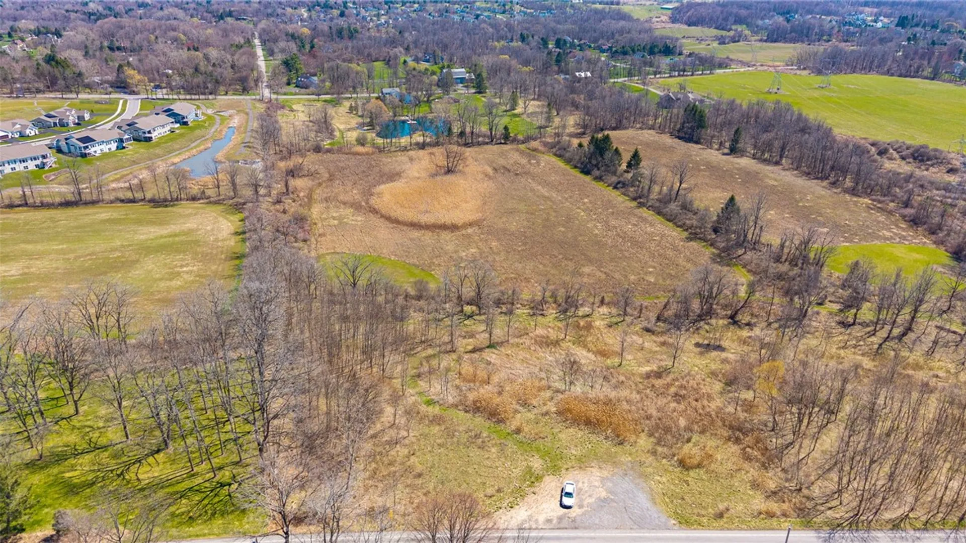 Property at 260 Bloomfield Road, Pittsford, NY 14534 9