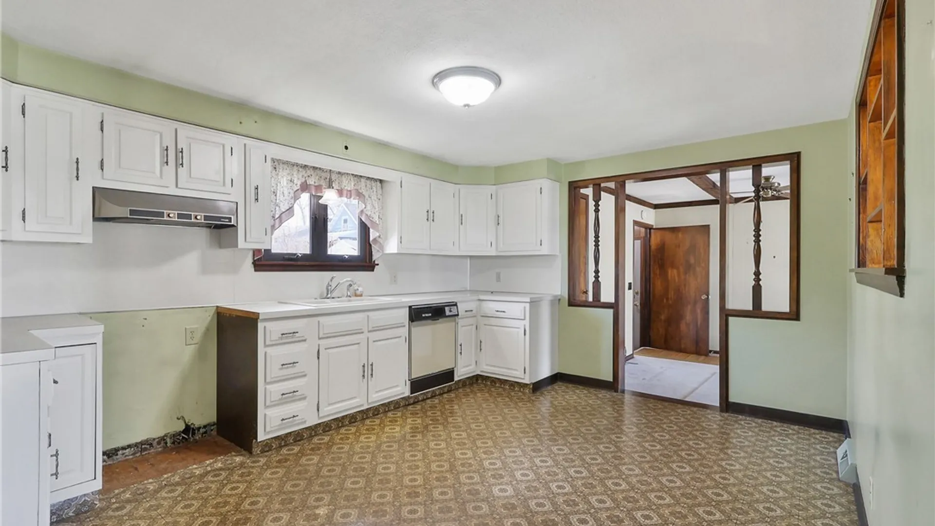 Property at 129 Noble Avenue, Salina, NY 13206 10