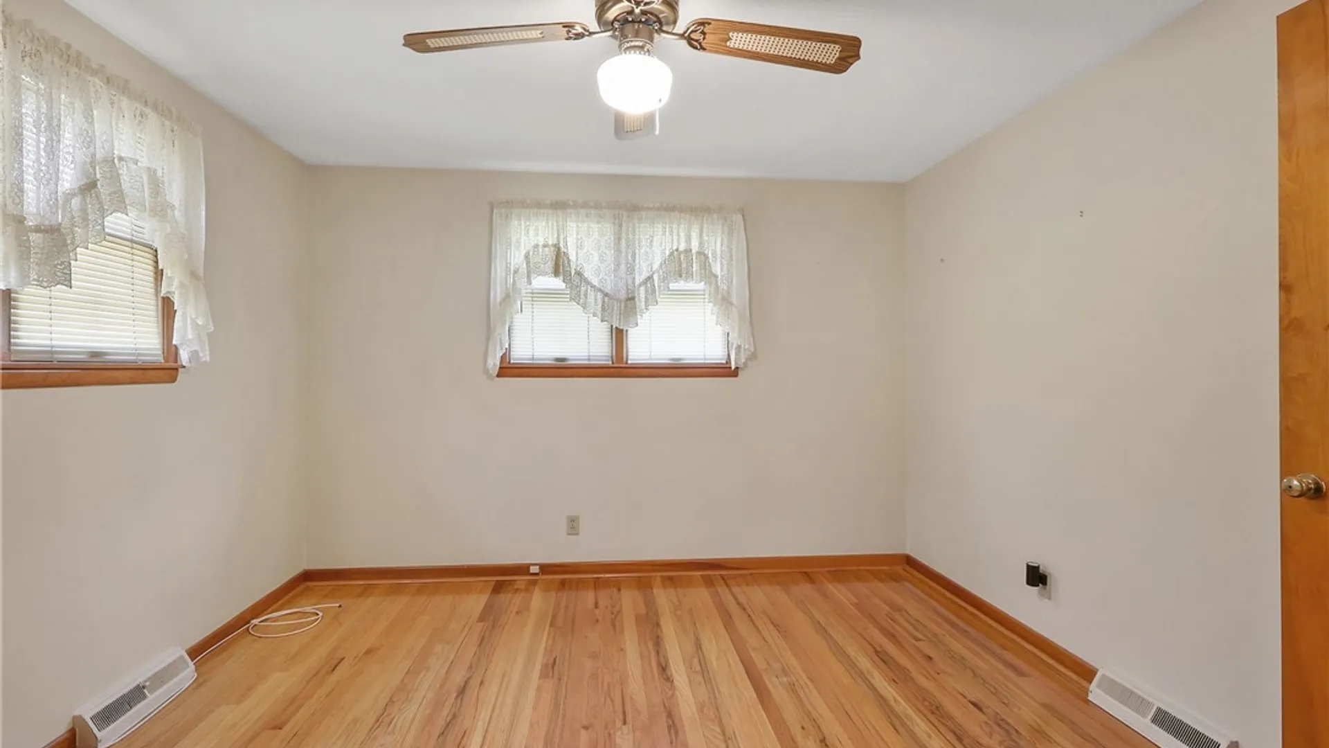 Property at 129 Noble Avenue, Salina, NY 13206 14