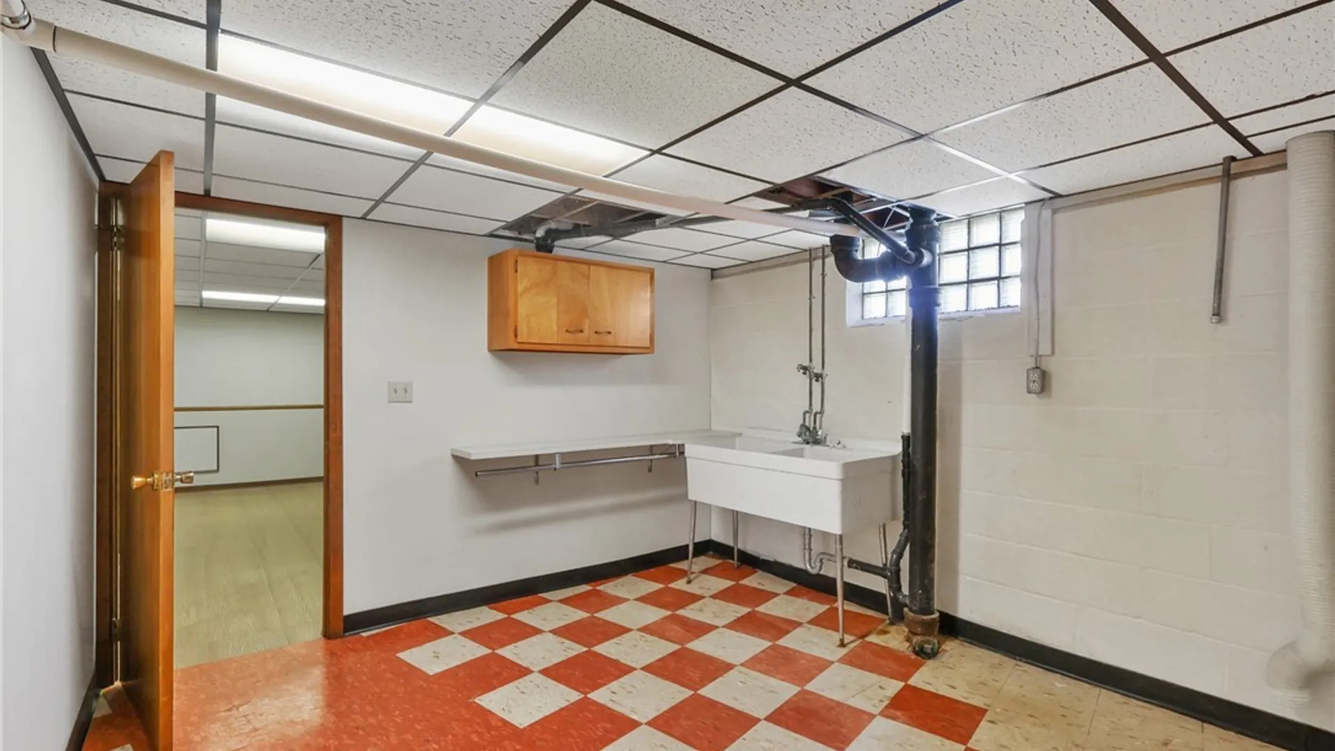 Property at 129 Noble Avenue, Salina, NY 13206 22