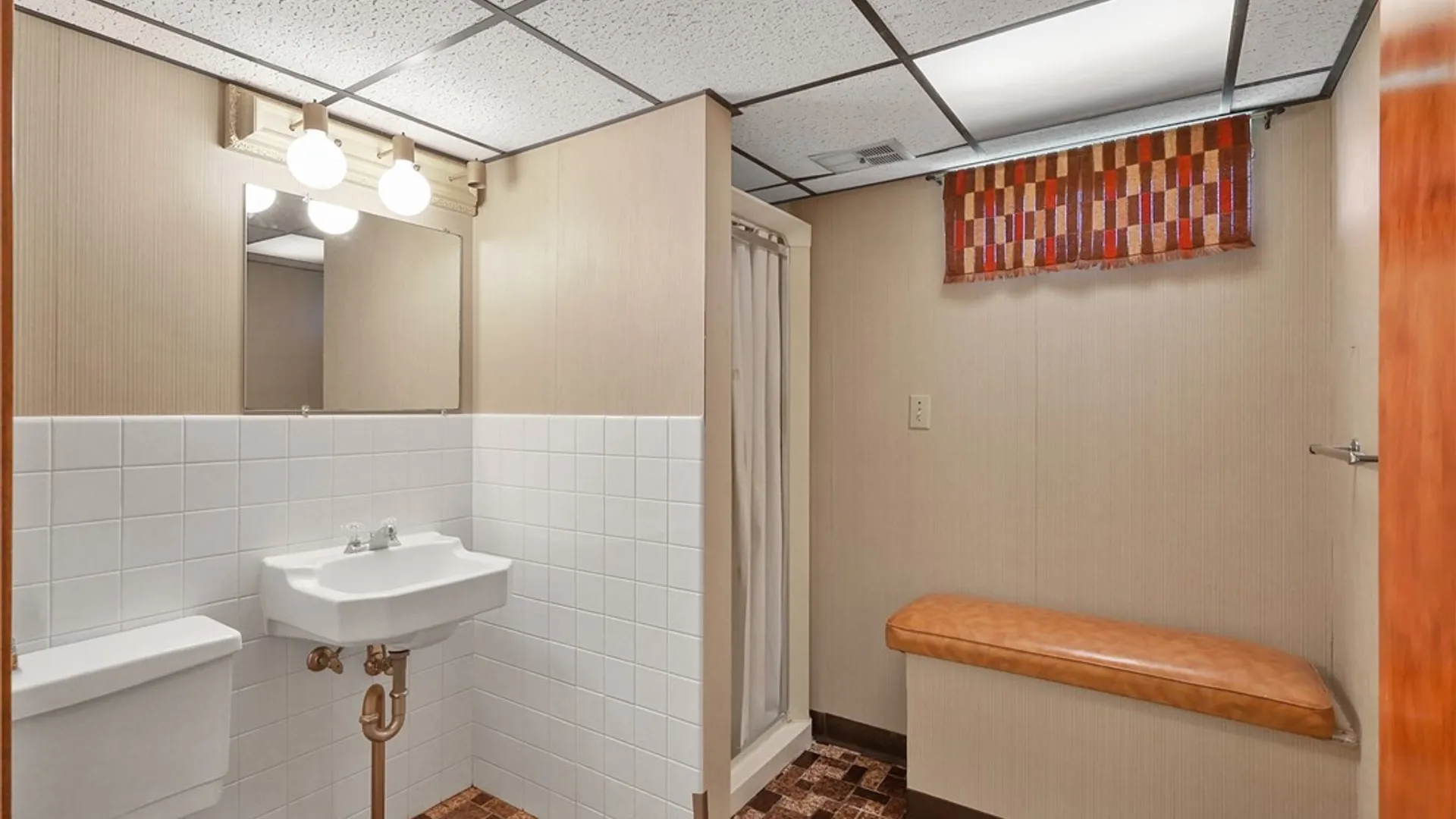 Property at 129 Noble Avenue, Salina, NY 13206 23