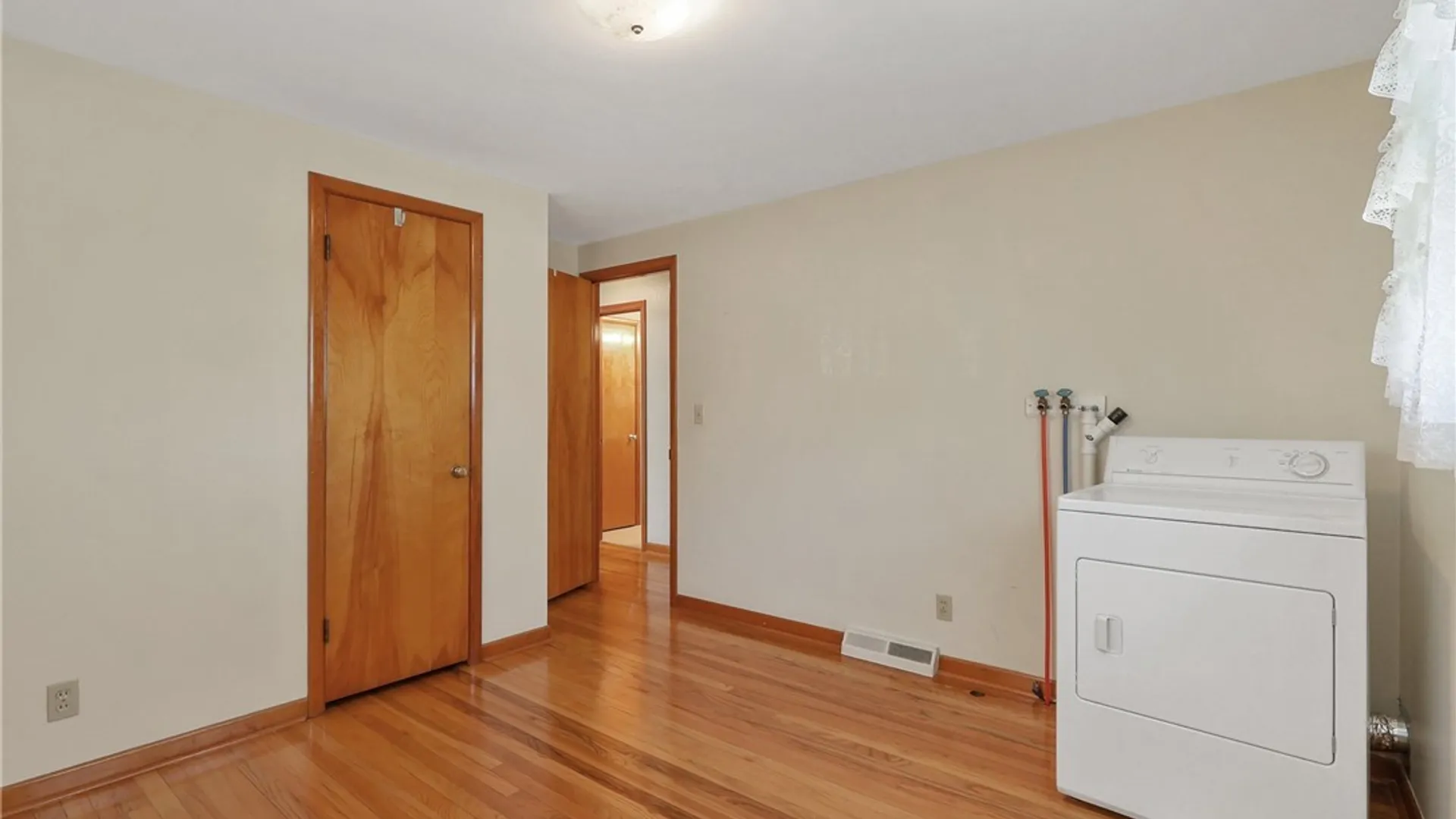 Property at 129 Noble Avenue, Salina, NY 13206 8