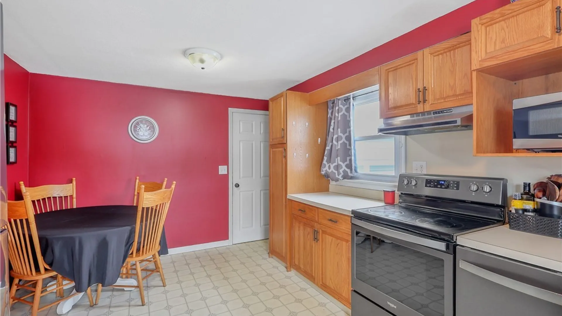 Property at 126 Edden Lane, Clay, NY 13212 14