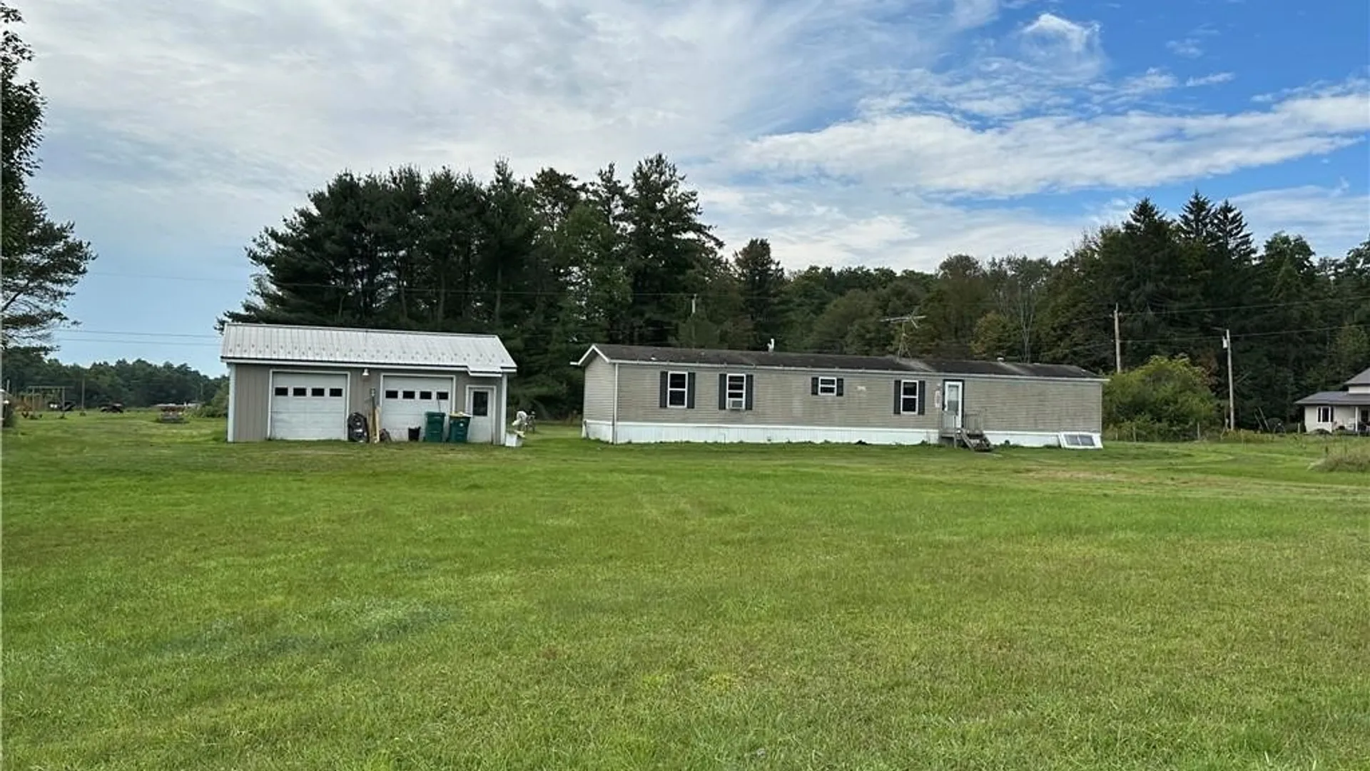 Property at 5516 Babbit Drive, Pike, NY 14536 4