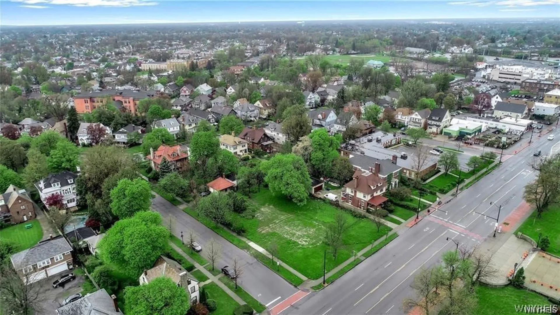 Property at 2868 Main Street, Buffalo, NY 14214 8