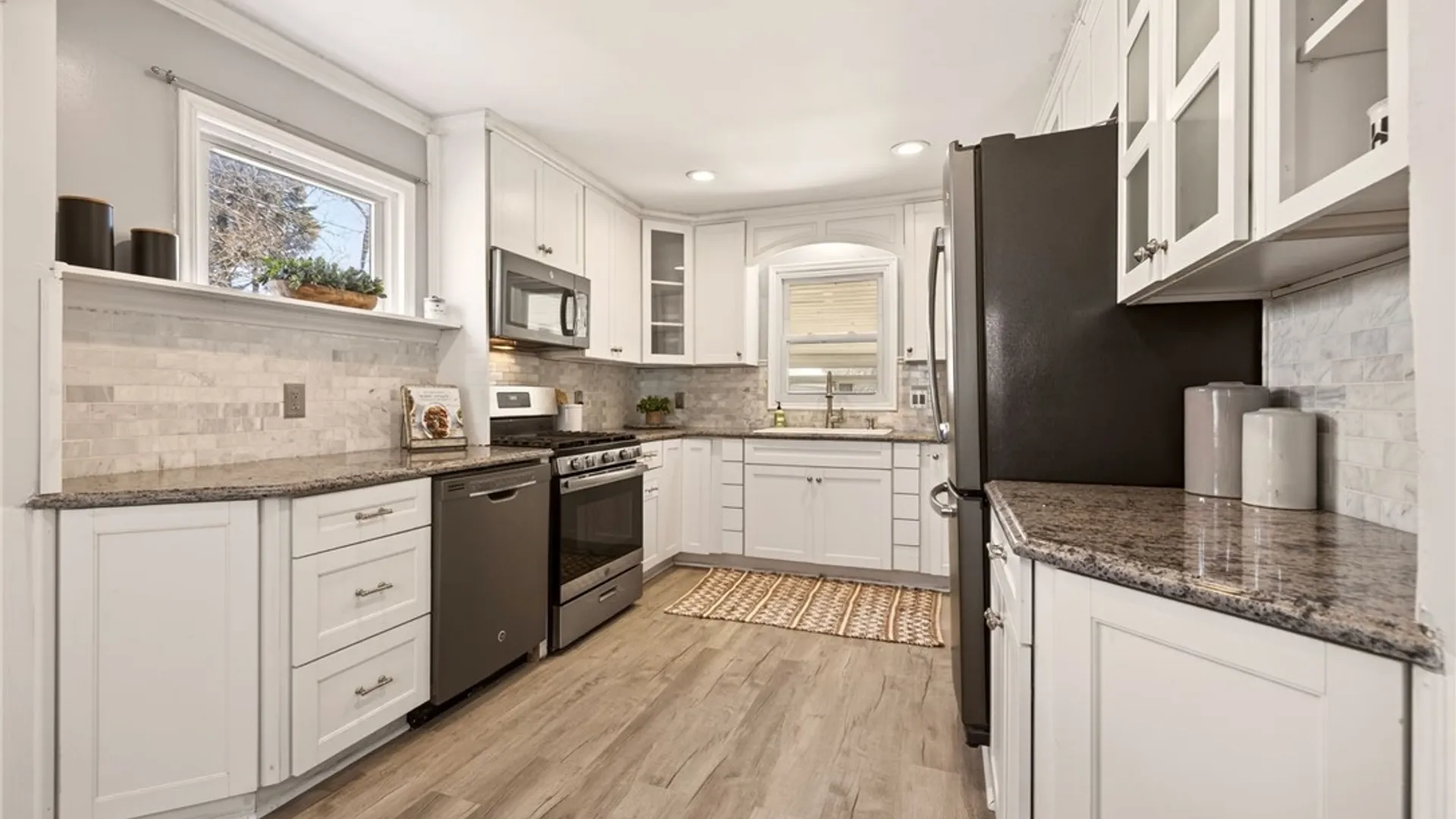 Property at 333 Brandon Road, Irondequoit, NY 14622 13