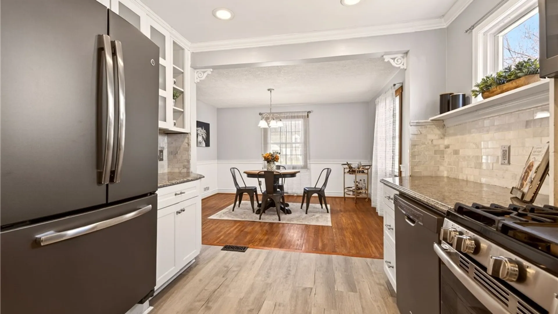 Property at 333 Brandon Road, Irondequoit, NY 14622 16