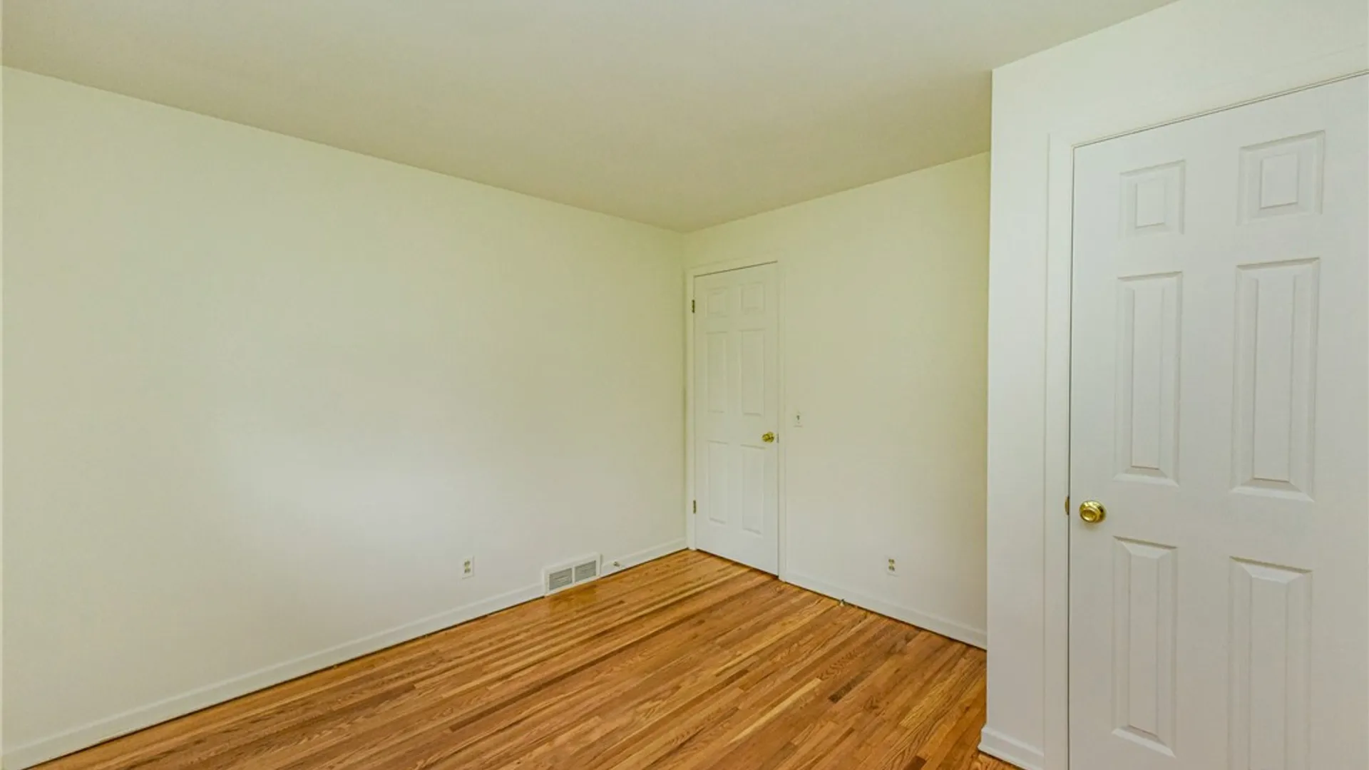 Property at 157 Picturesque Drive, Greece, NY 14616 25