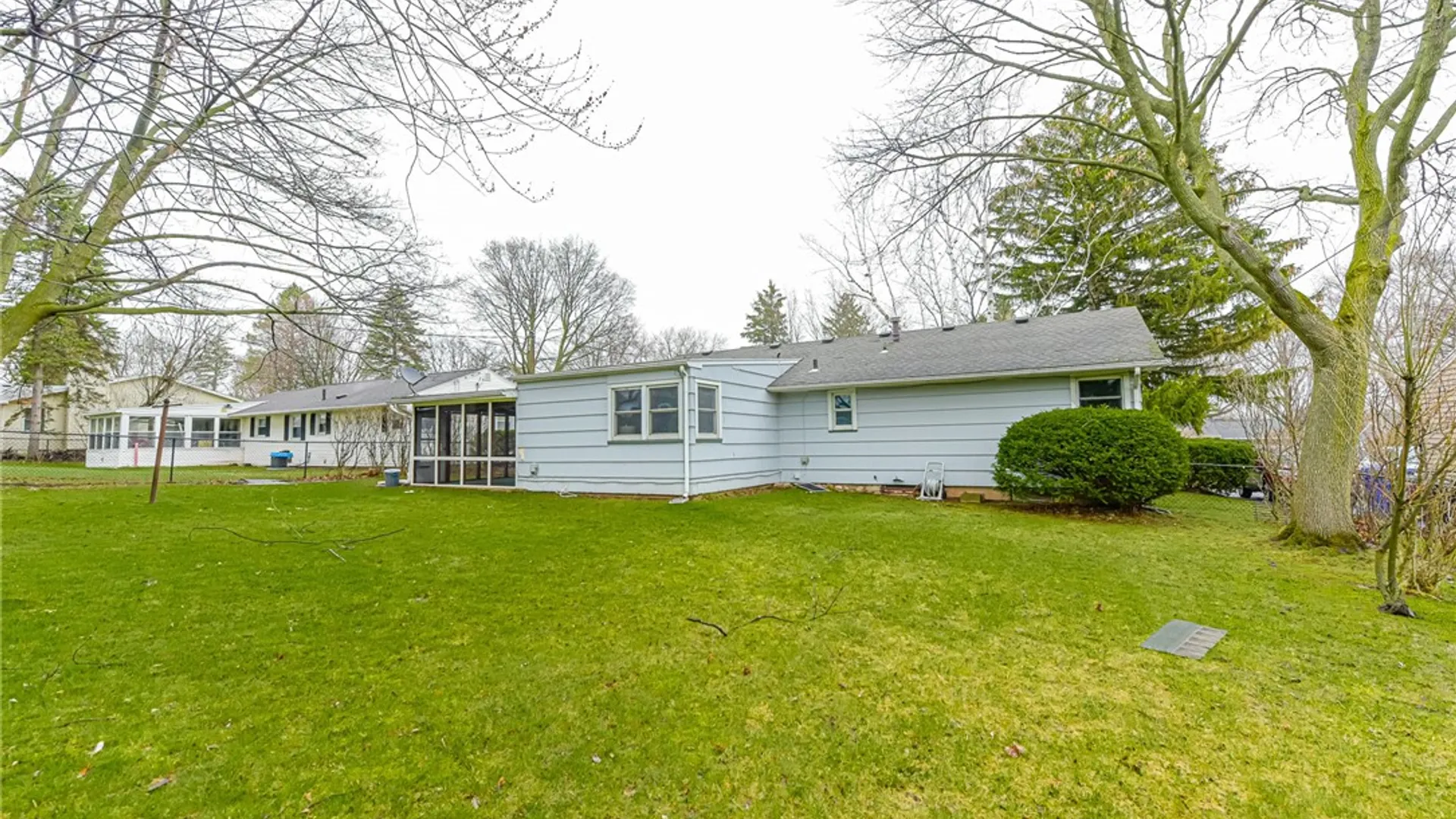 Property at 157 Picturesque Drive, Greece, NY 14616 34