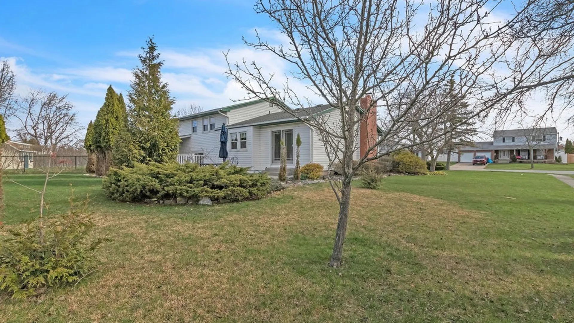 Property at 146 Brier Rd Road, Amherst, NY 14228 6