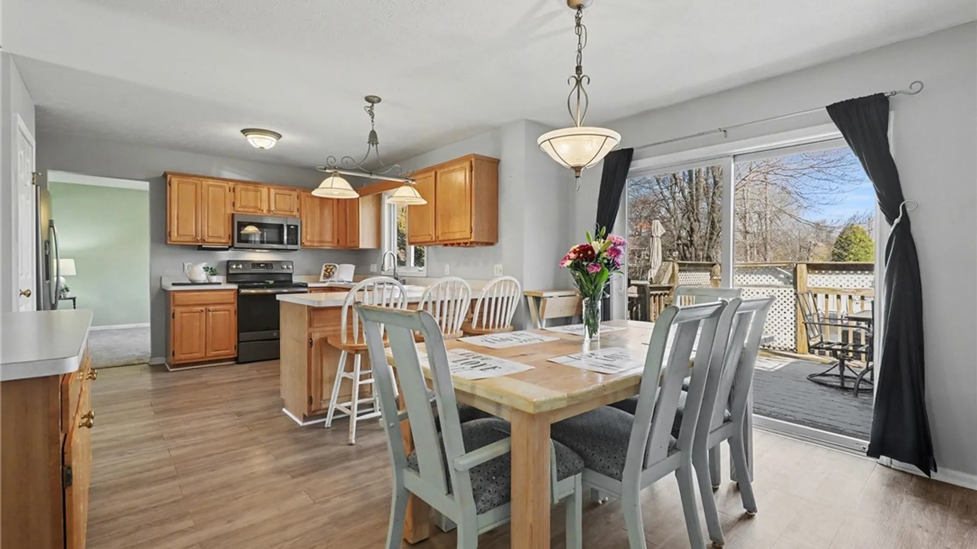 Property at 2039 Brookway Crescent, Ontario, NY 14519 13