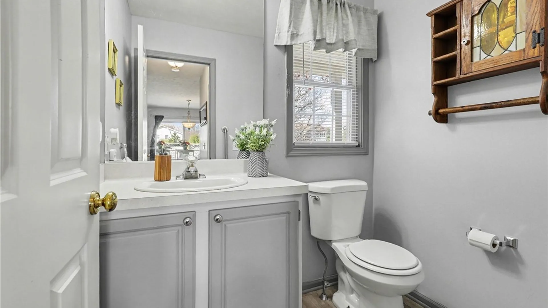 Property at 2039 Brookway Crescent, Ontario, NY 14519 16