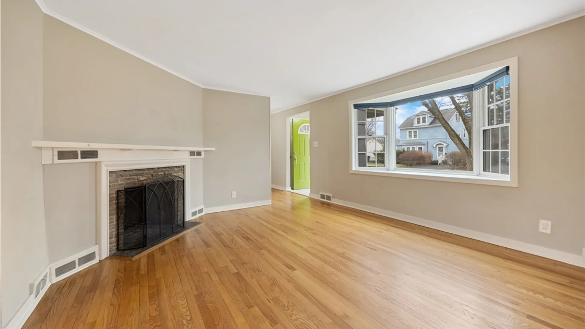 Property at 221 Croyden Road, Syracuse, NY 13224 12