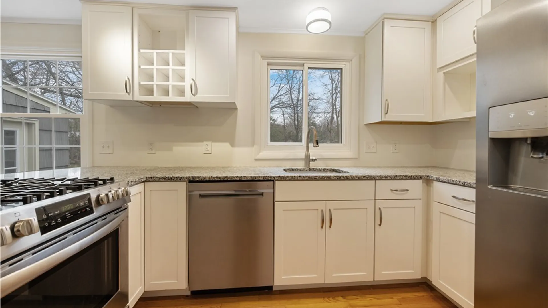 Property at 221 Croyden Road, Syracuse, NY 13224 17