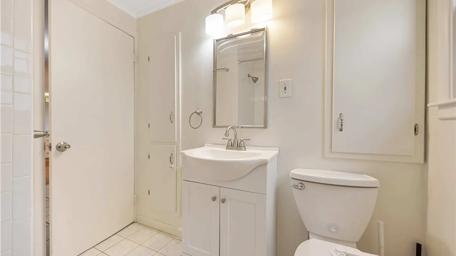 Property at 221 Croyden Road, Syracuse, NY 13224 23