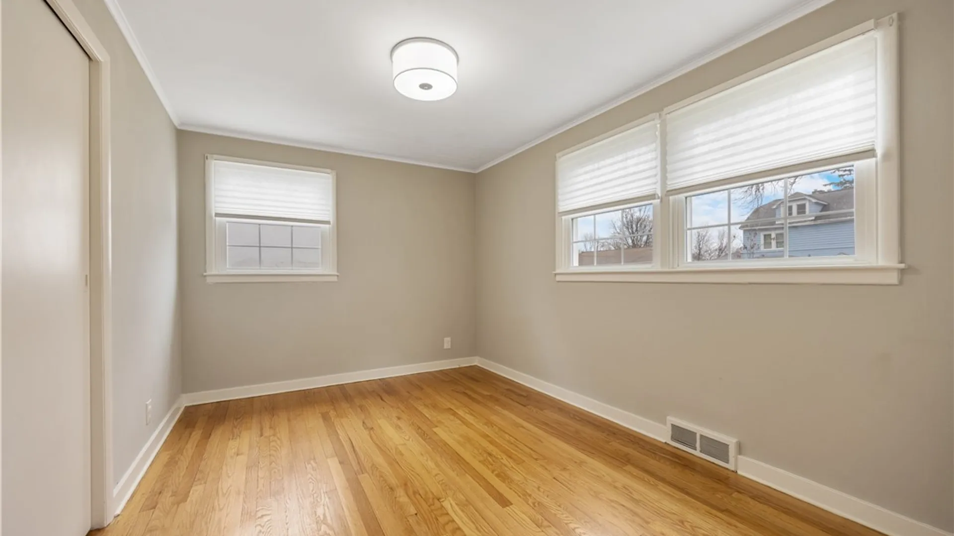 Property at 221 Croyden Road, Syracuse, NY 13224 24