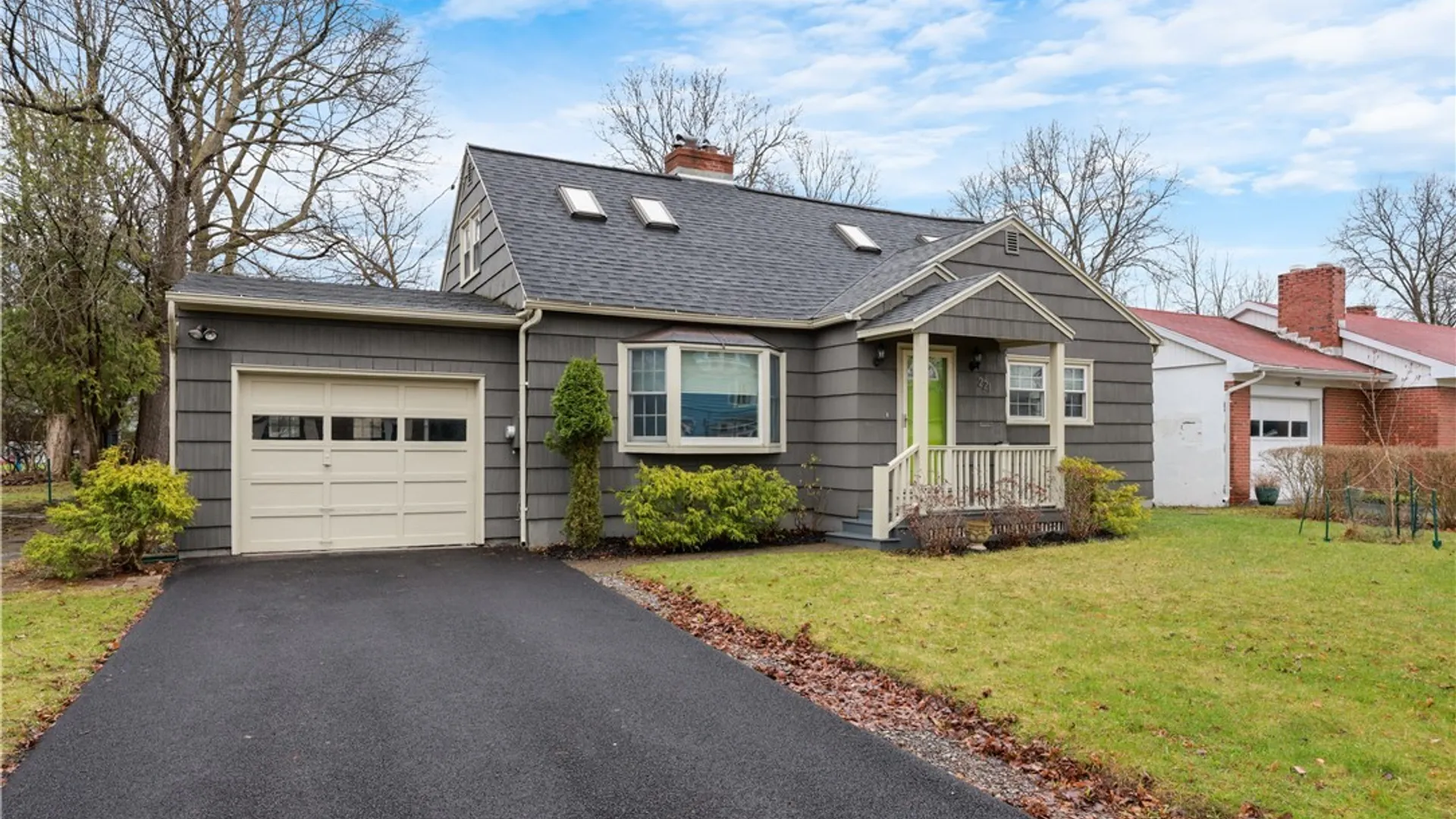 Property at 221 Croyden Road, Syracuse, NY 13224 6