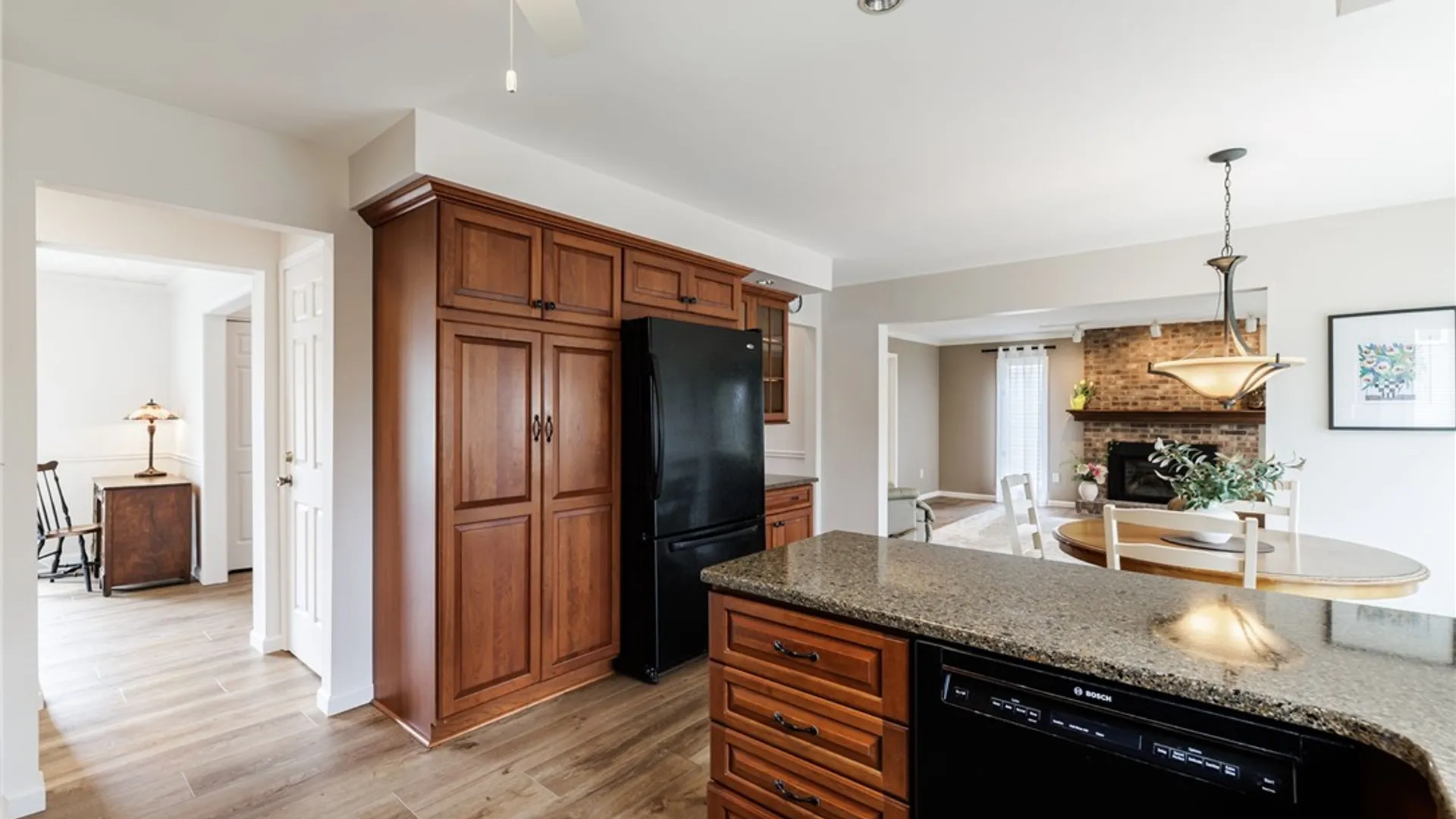 Property at 5 Cobblestone Crossing, Penfield, NY 14526 15