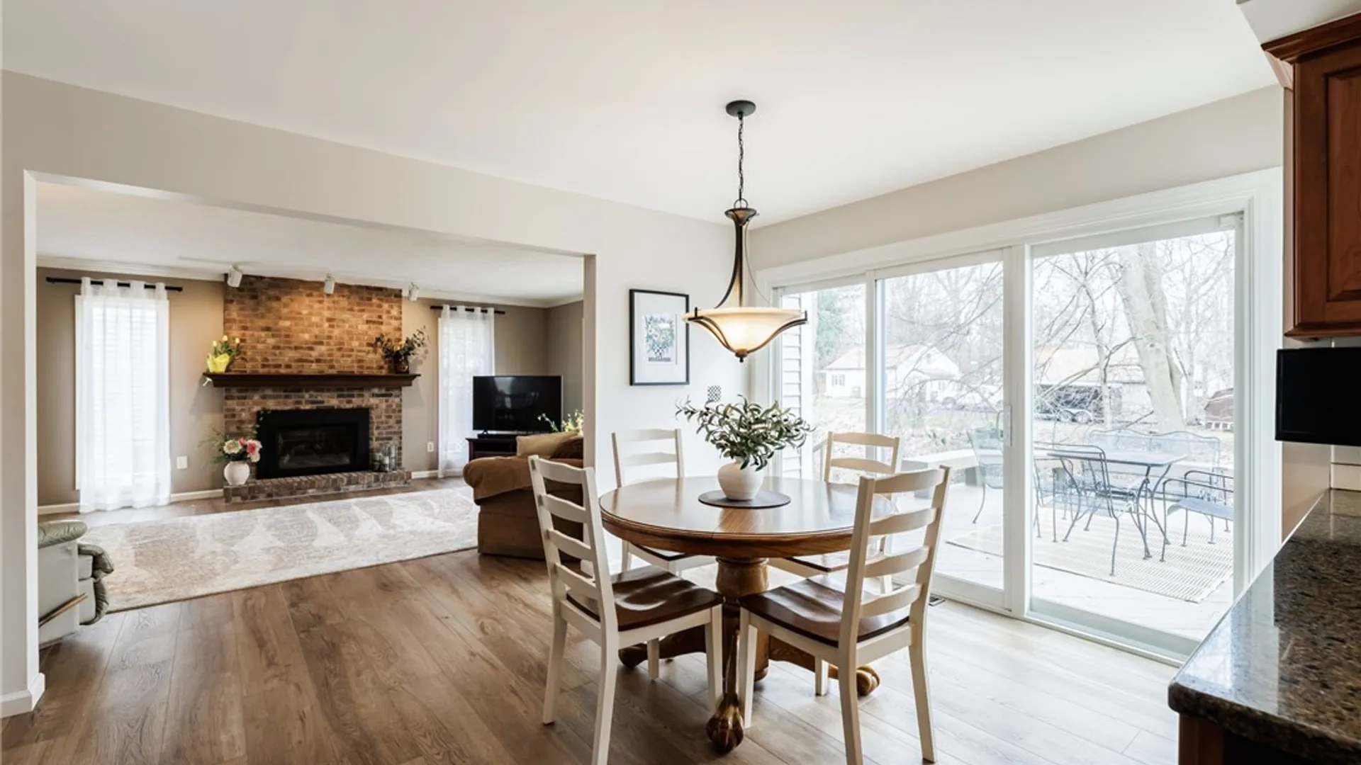 Property at 5 Cobblestone Crossing, Penfield, NY 14526 17