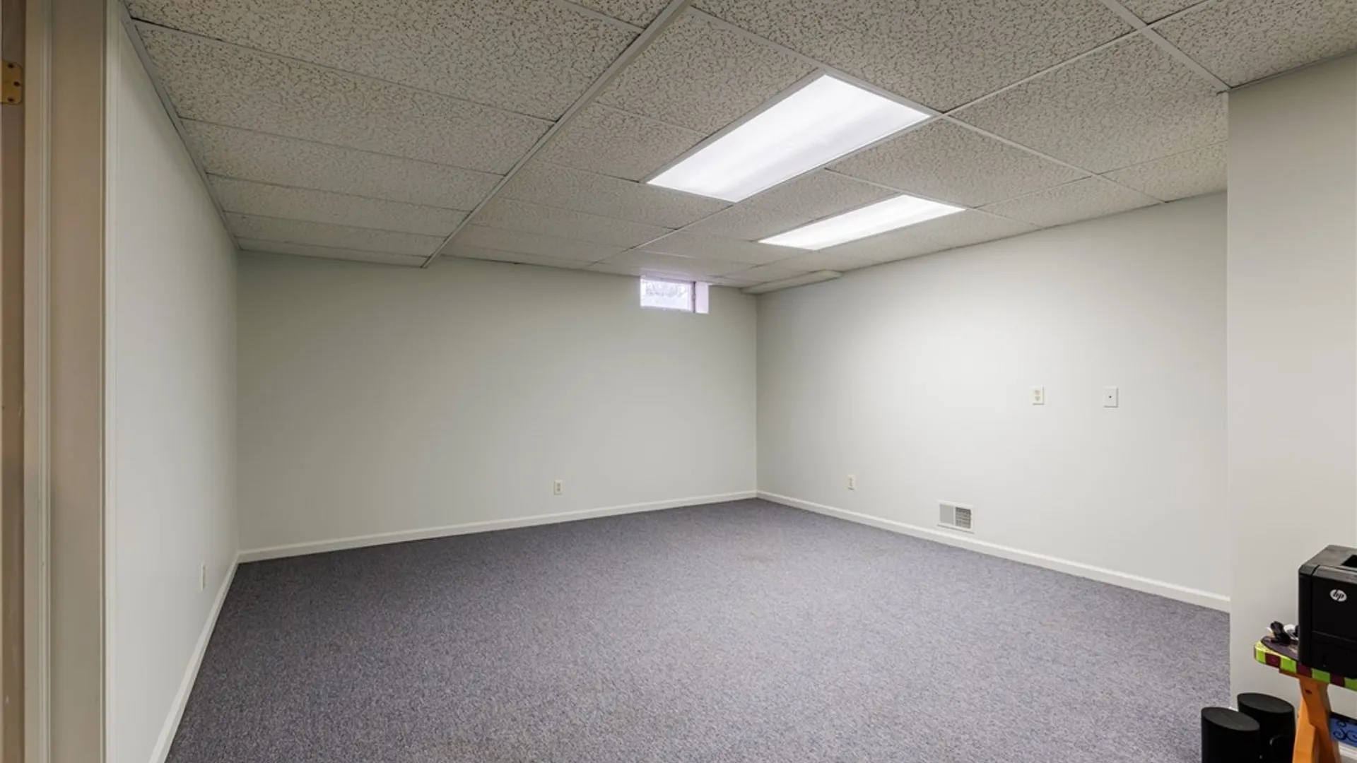 Property at 5 Cobblestone Crossing, Penfield, NY 14526 35