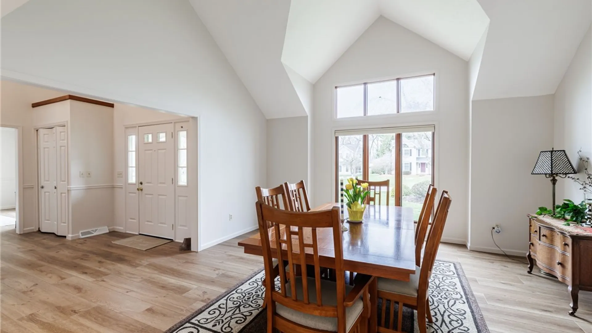 Property at 5 Cobblestone Crossing, Penfield, NY 14526 6