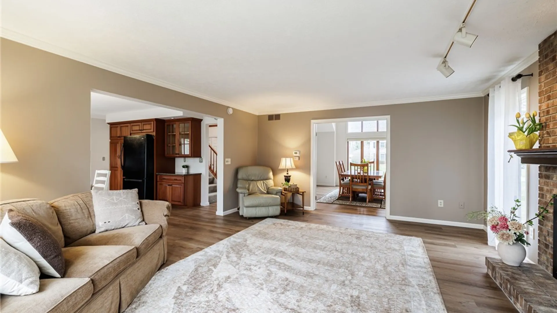 Property at 5 Cobblestone Crossing, Penfield, NY 14526 9