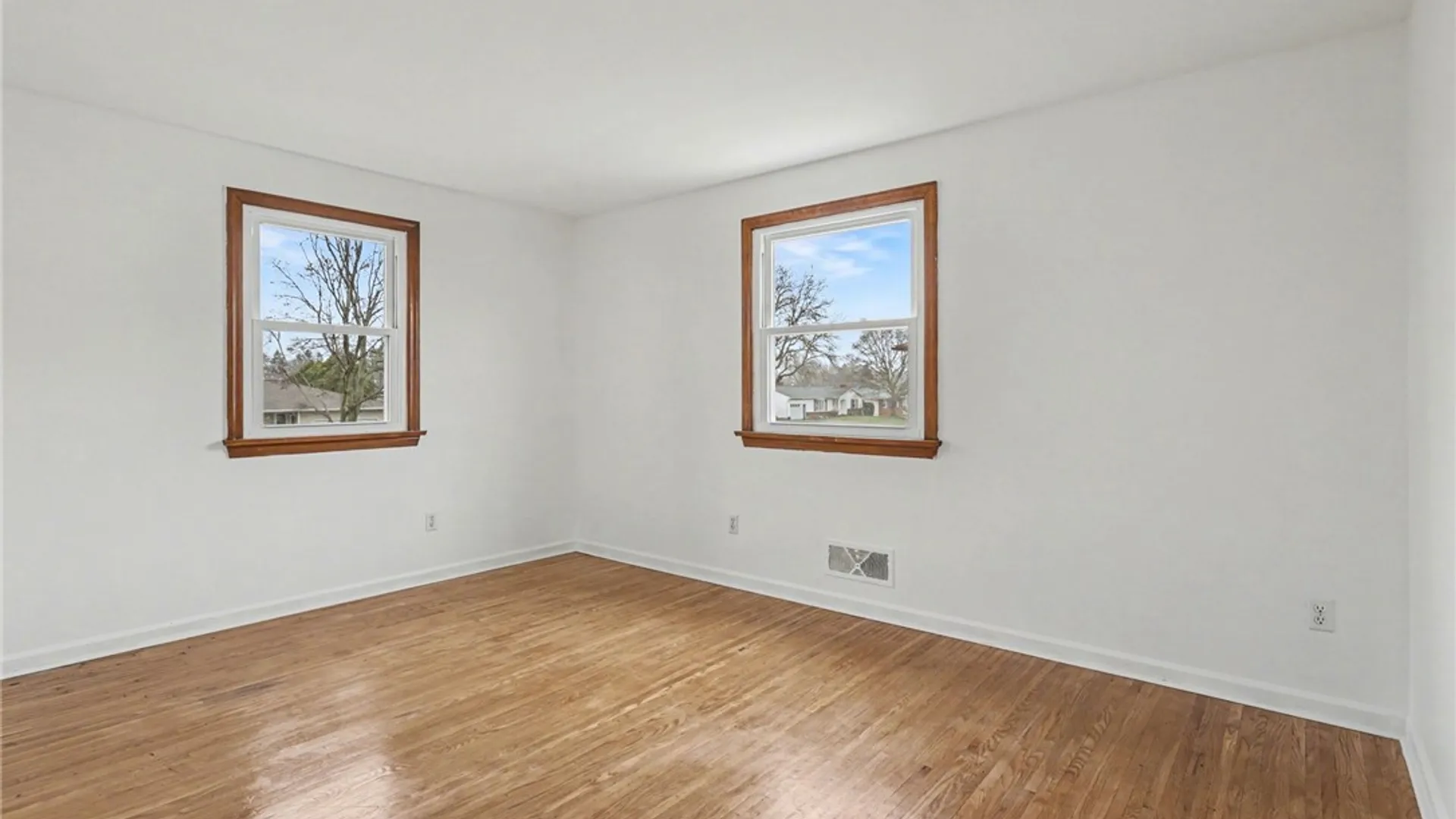 Property at 45 Kings Gate, Irondequoit, NY 14617 17