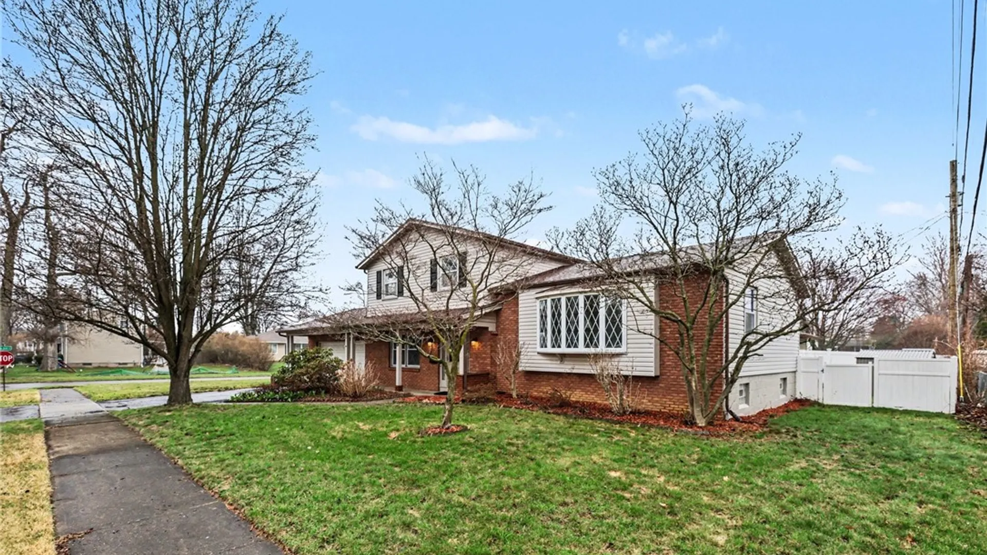 Property at 45 Kings Gate, Irondequoit, NY 14617 4