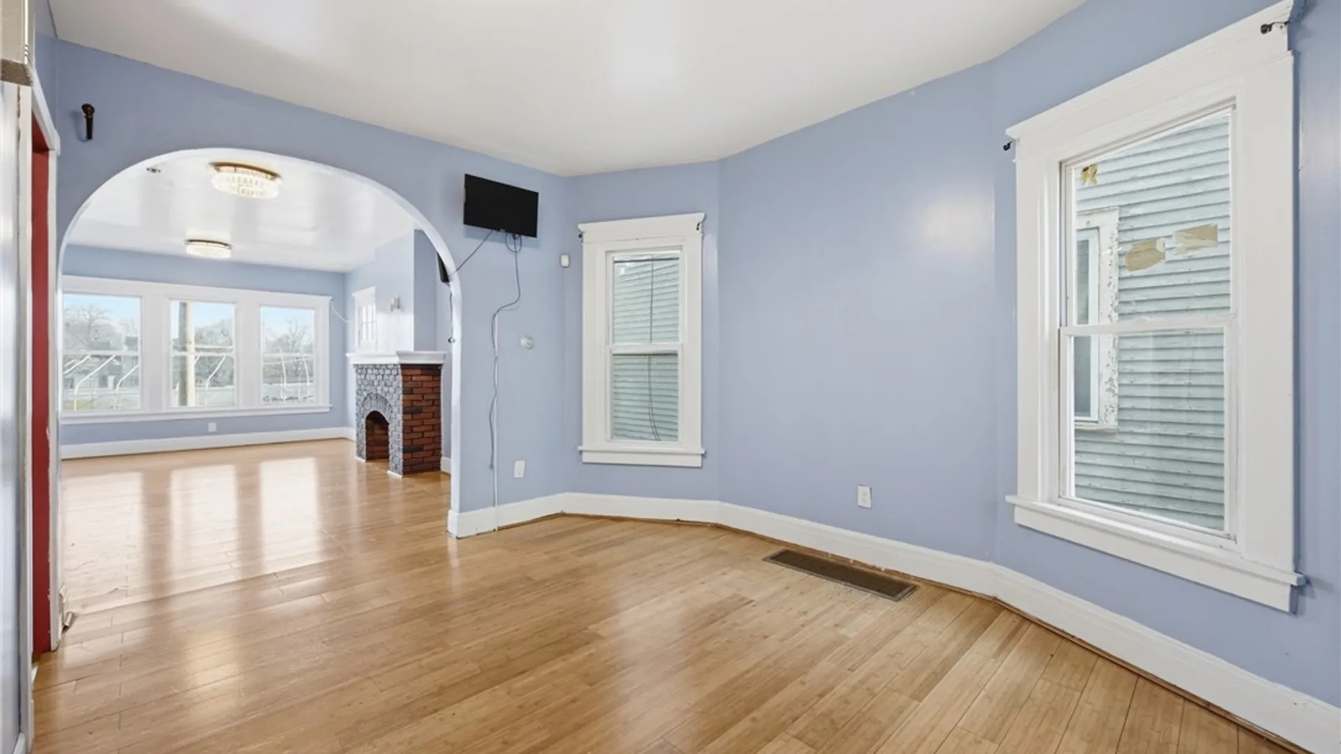 Property at 189 Kingsley Street, Buffalo, NY 14208 5