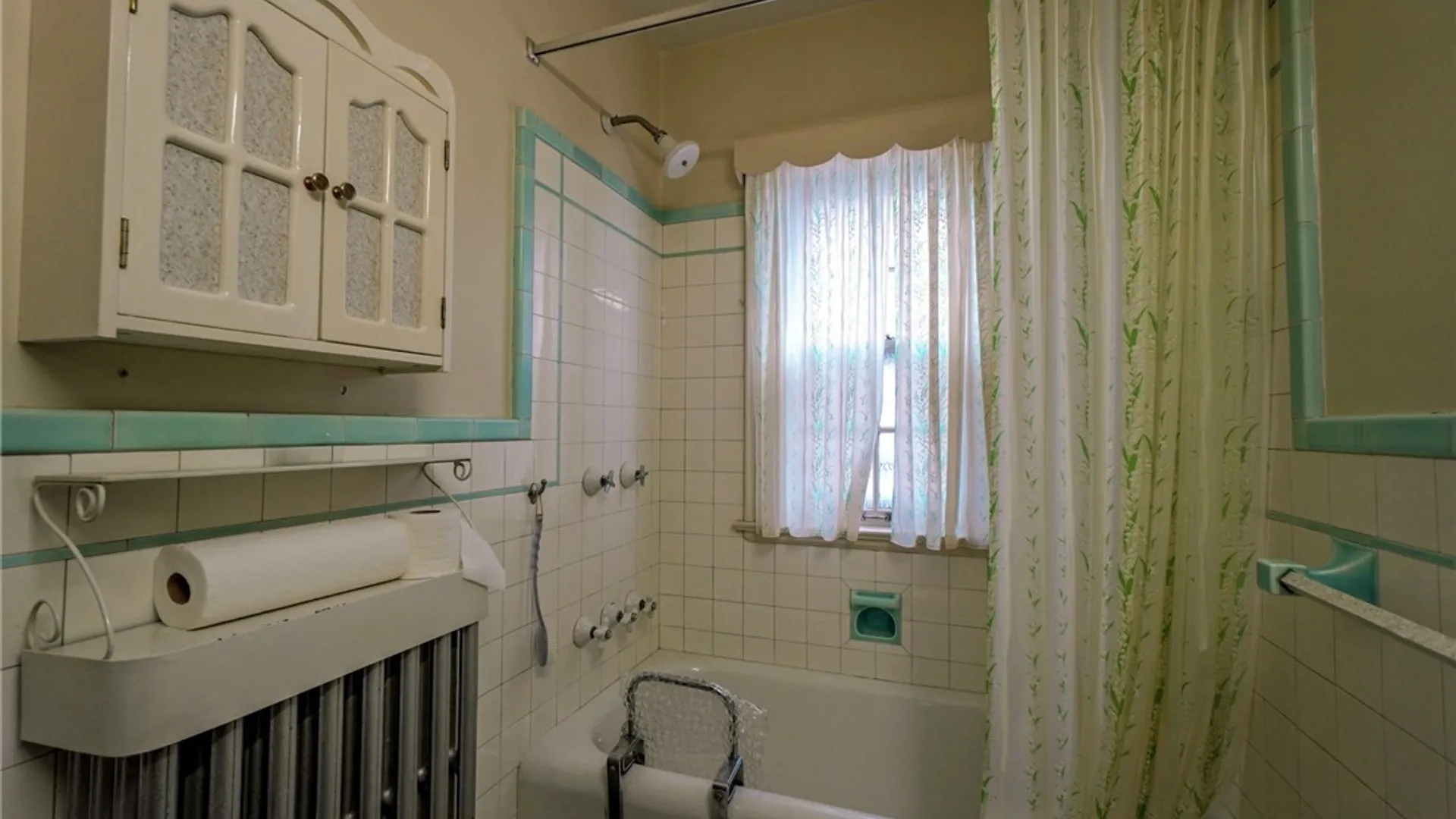Property at 42 Linden Avenue, Buffalo, NY 14214 15