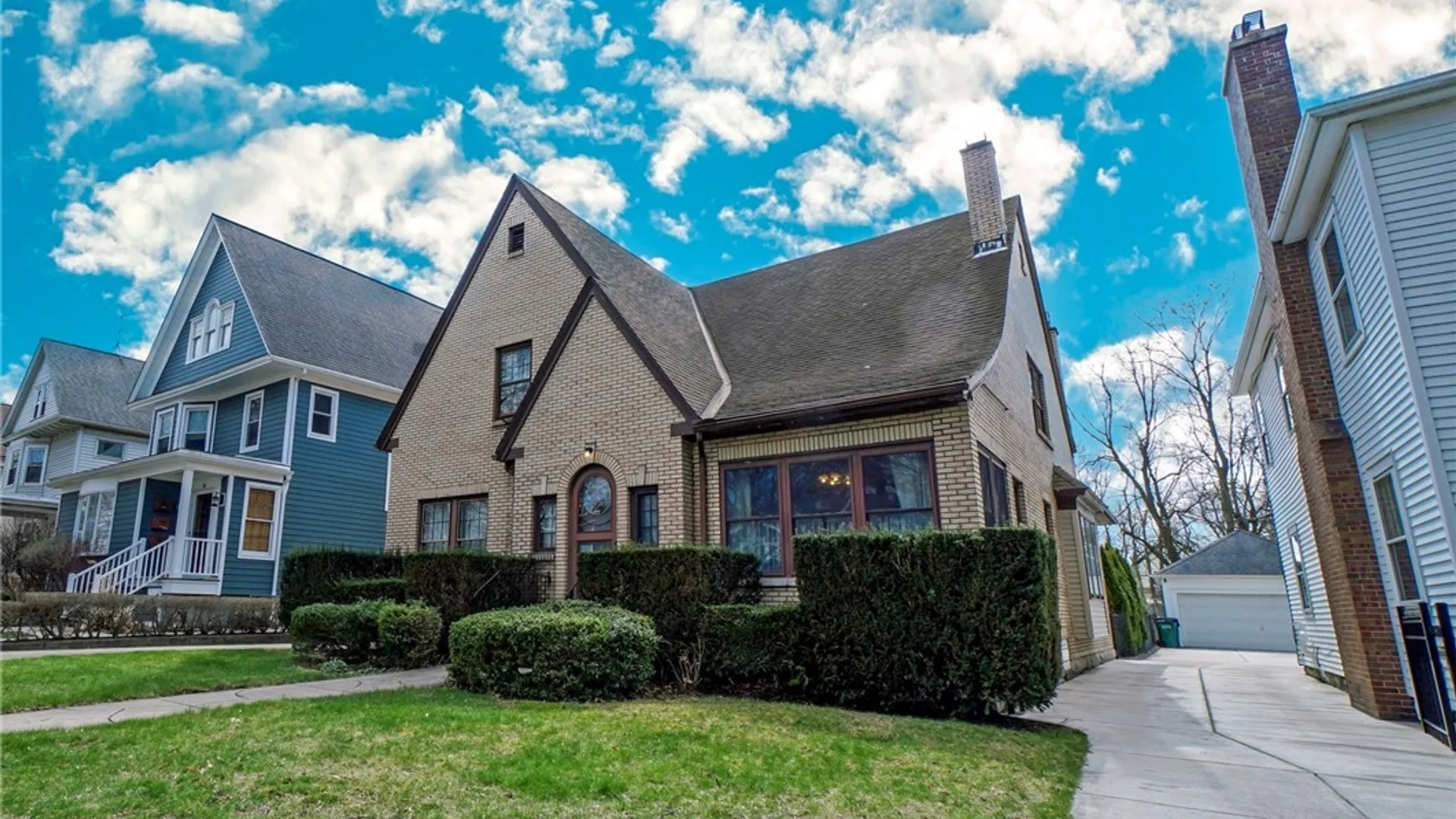 Property at 42 Linden Avenue, Buffalo, NY 14214 3