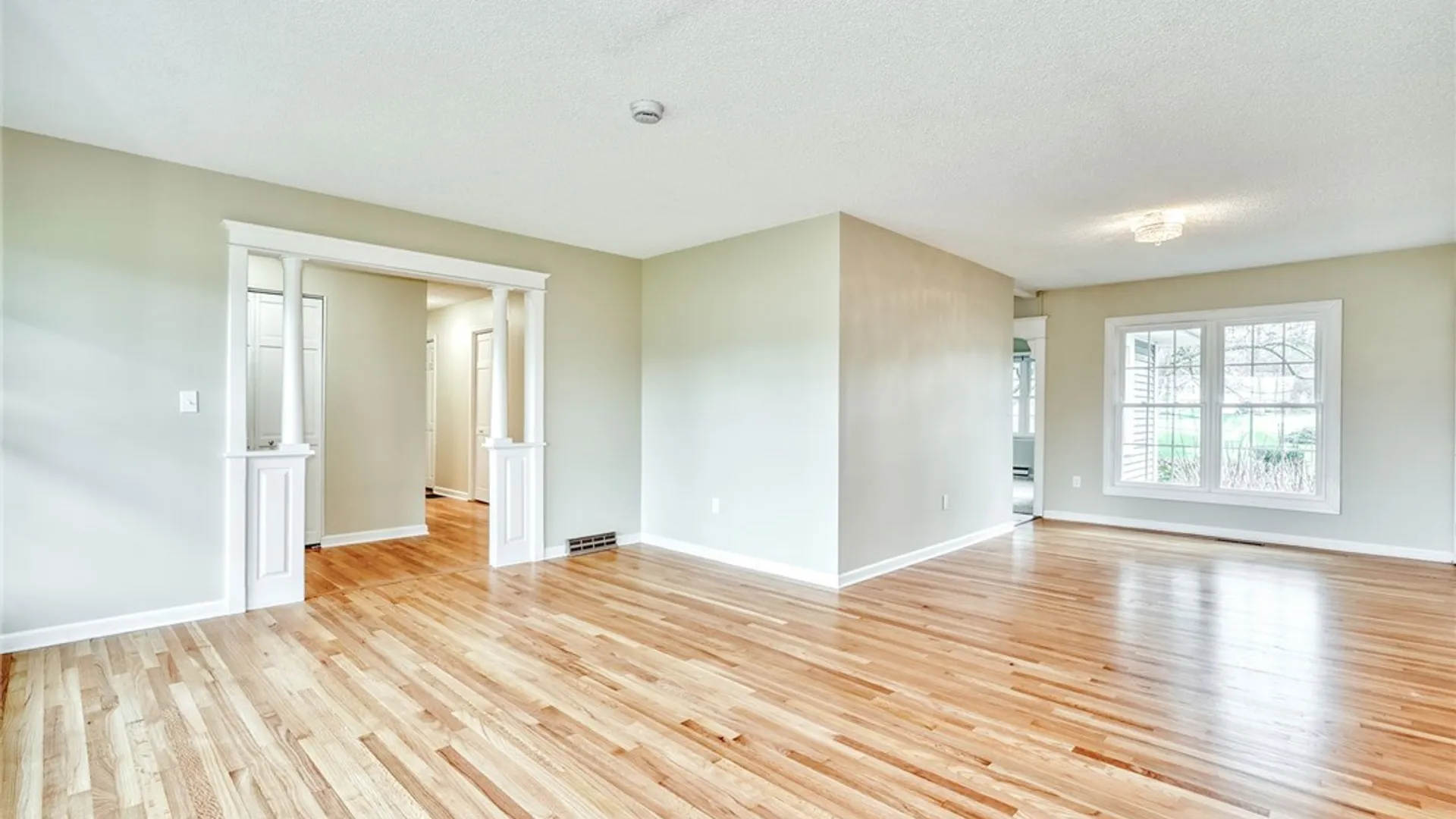 Property at 9 Jefferson Avenue, Leroy, NY 14482 10