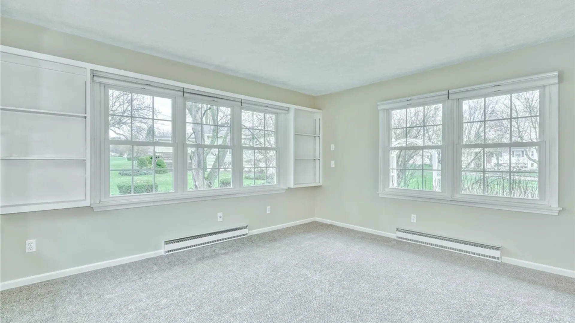 Property at 9 Jefferson Avenue, Leroy, NY 14482 22