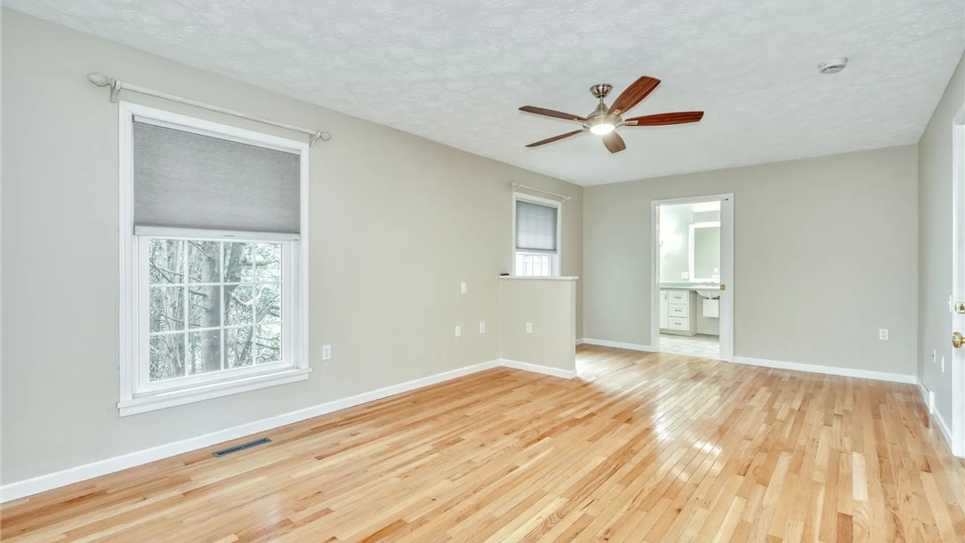 Property at 9 Jefferson Avenue, Leroy, NY 14482 27