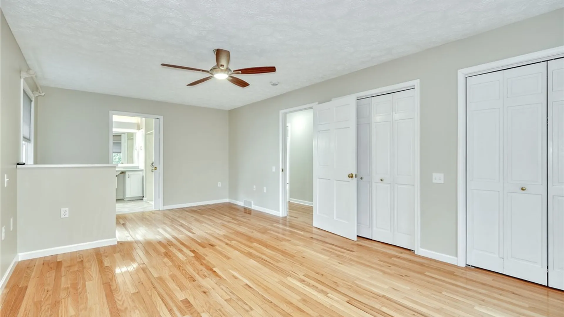 Property at 9 Jefferson Avenue, Leroy, NY 14482 28