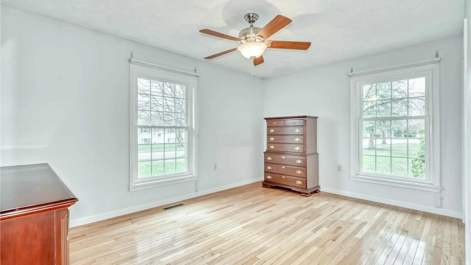Property at 9 Jefferson Avenue, Leroy, NY 14482 30