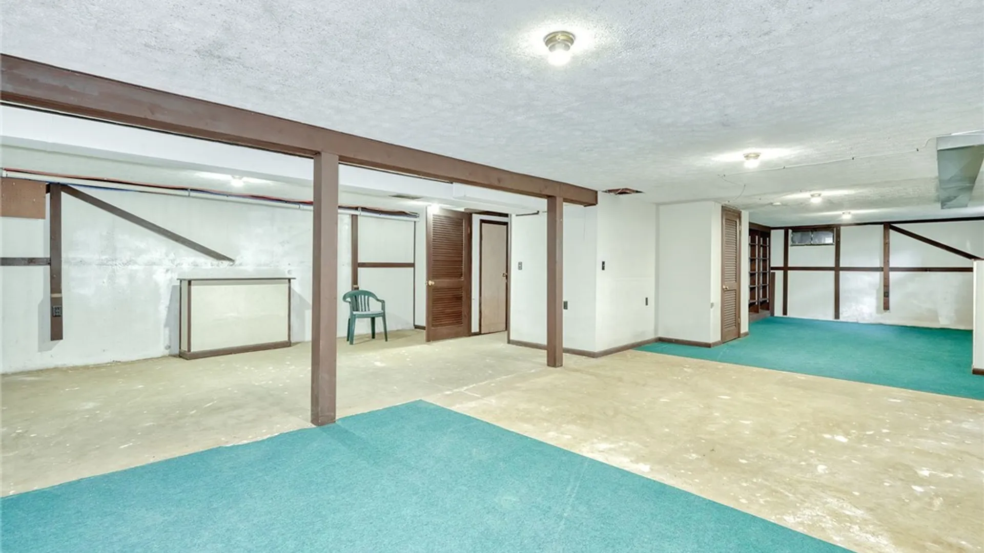 Property at 9 Jefferson Avenue, Leroy, NY 14482 36