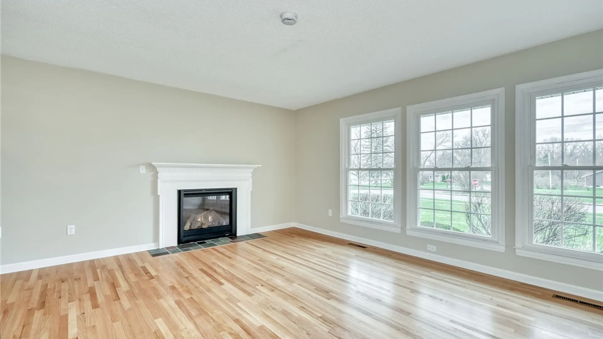 Property at 9 Jefferson Avenue, Leroy, NY 14482 8