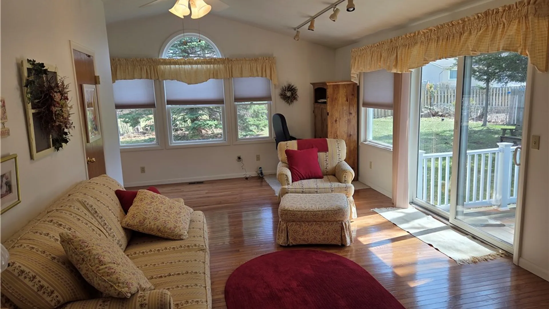 Property at 516 Heritage Dr Drive, Greece, NY 14615 7
