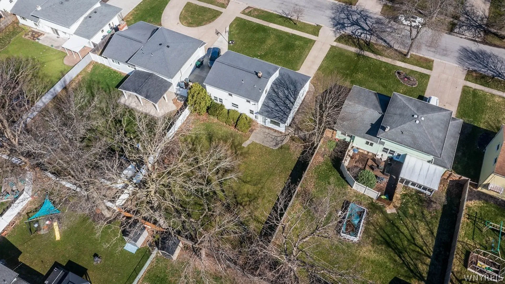 Property at 59 Willow Green Drive, Amherst, NY 14228 5