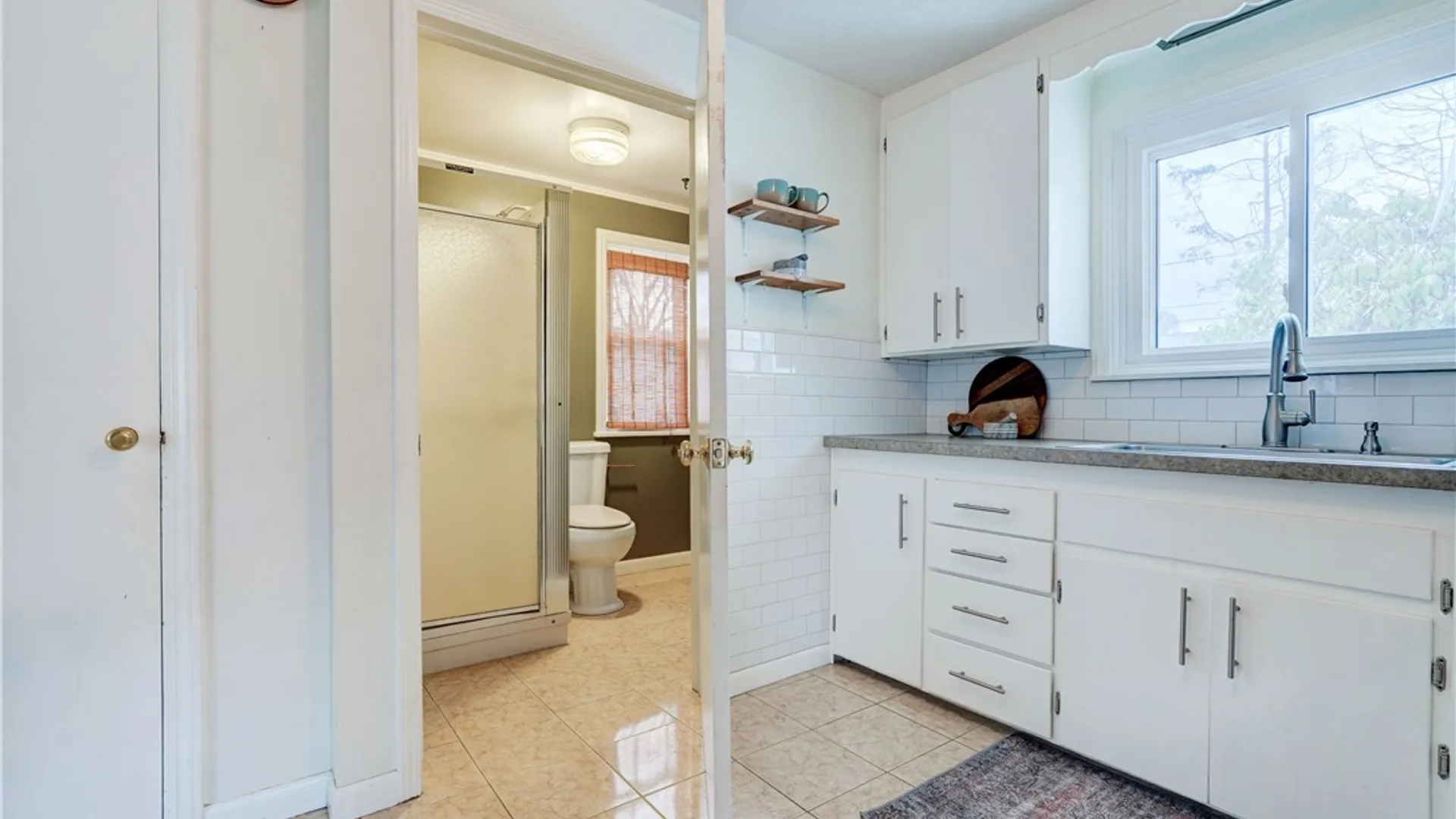 Property at 379 Brandon Road, Irondequoit, NY 14622 15