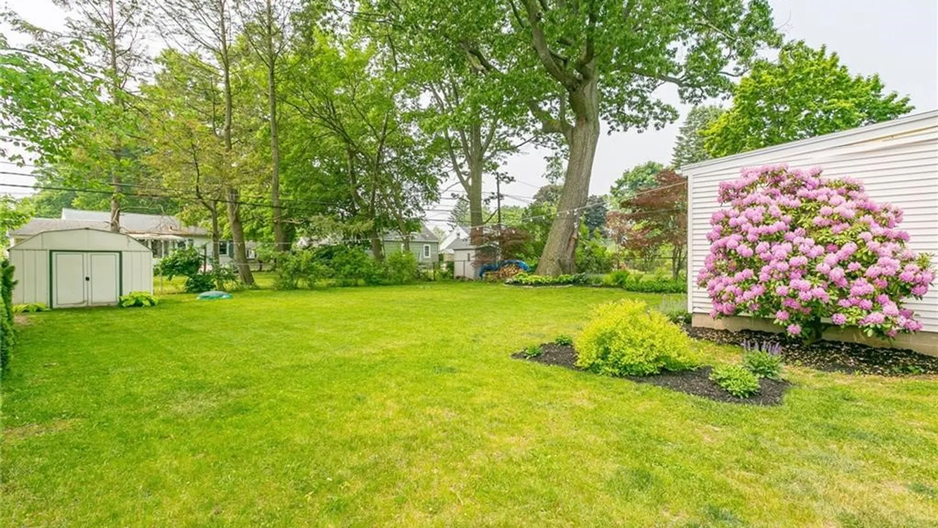 Property at 379 Brandon Road, Irondequoit, NY 14622 34