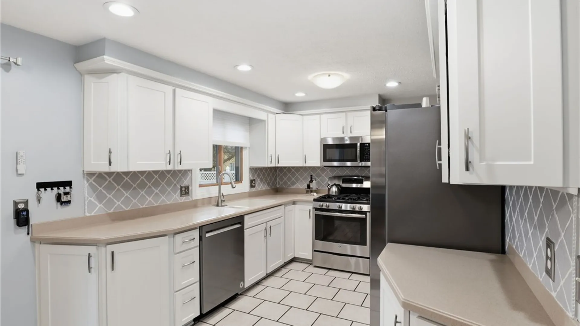 Property at 79 KAYE PARK Terrace, Gates, NY 14624 11