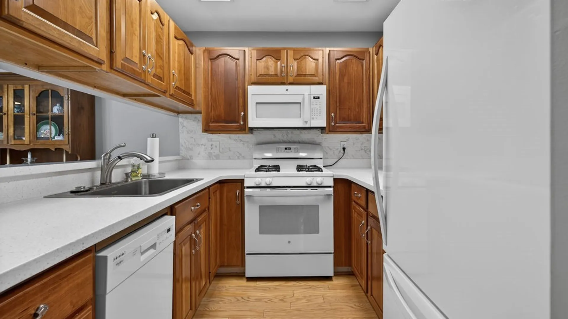 Property at 601 Barnstable Court, Camillus, NY 13031 16