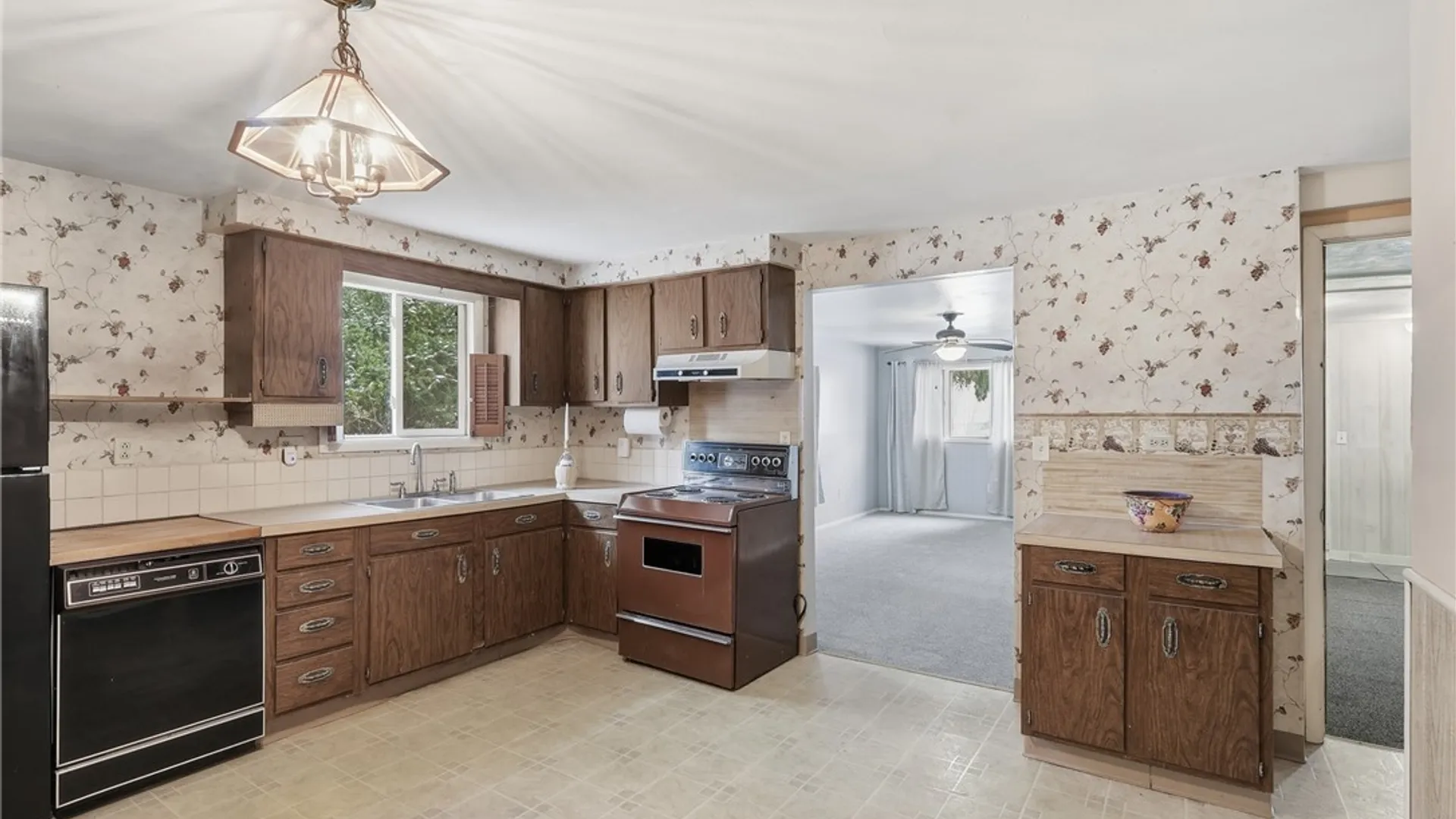 Property at 117 Oak Drive, Cicero, NY 13212 7