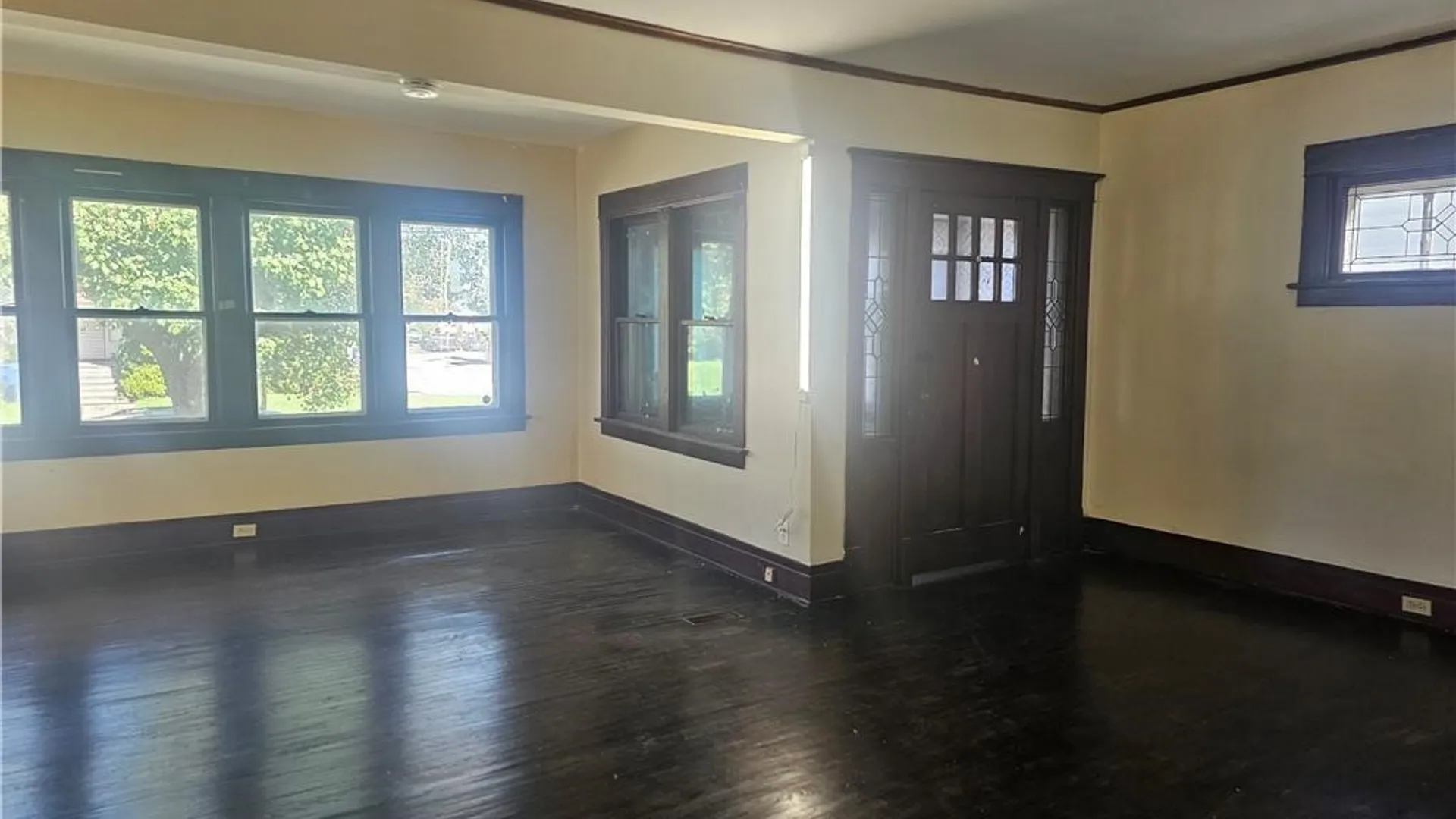 Property at 67 Thornton Avenue, Buffalo, NY 14215 10