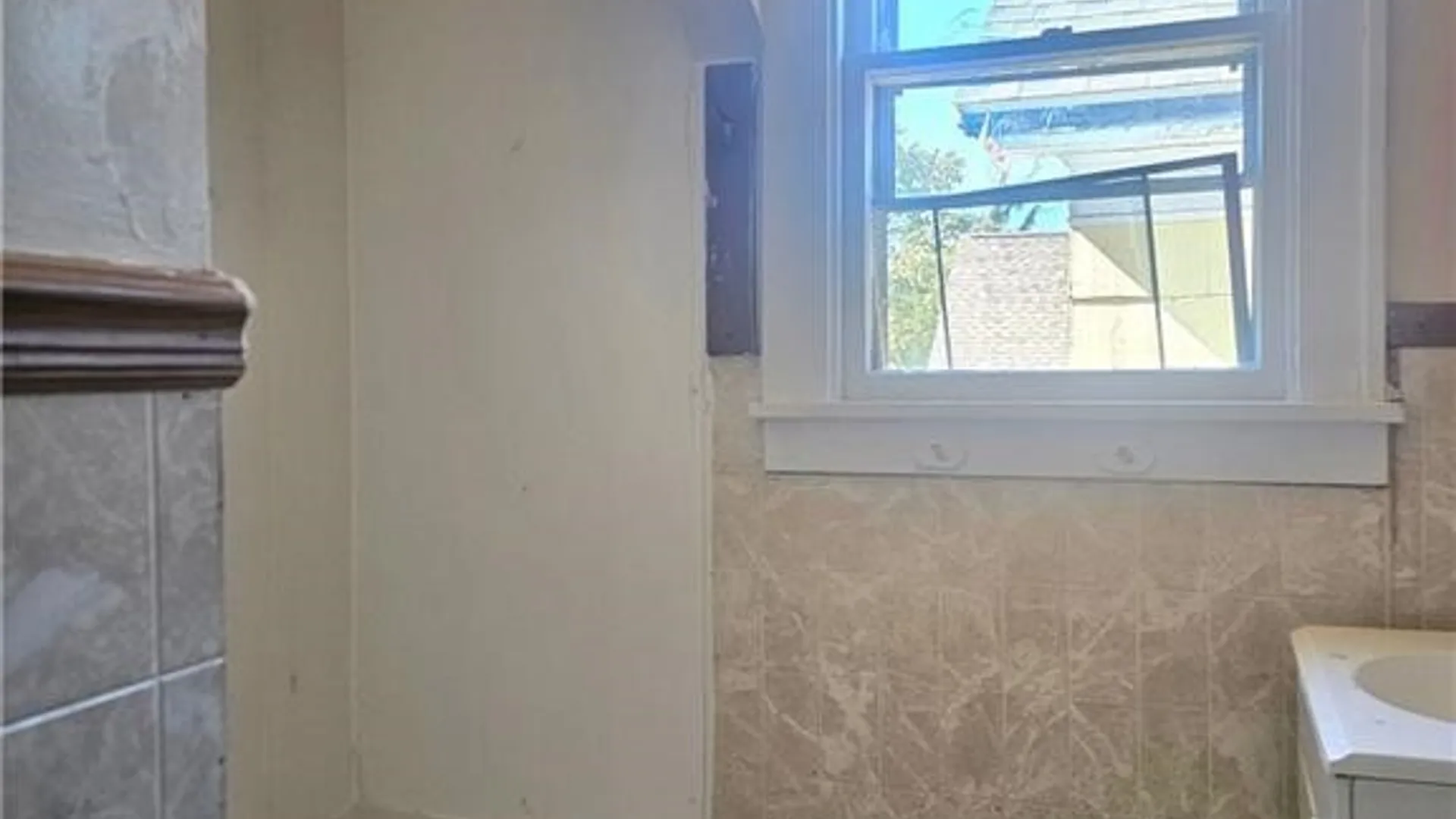 Property at 67 Thornton Avenue, Buffalo, NY 14215 27